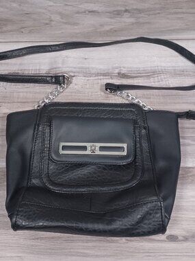 Attention Women's Crossbody/Handbag Back With Should Strap